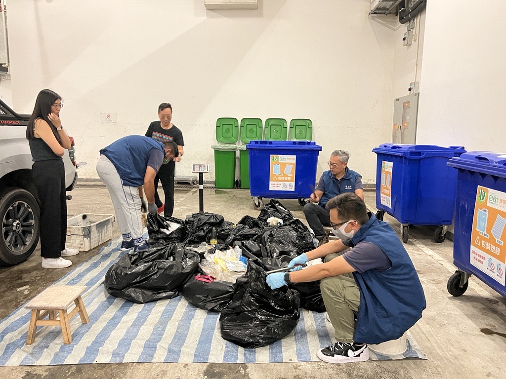 Waste Audit at Cityplaza and Citygate Outlets