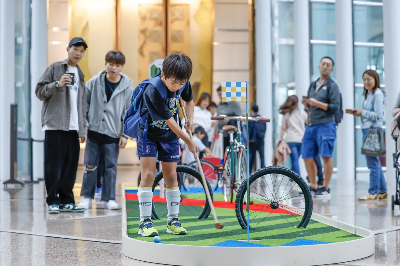 延展Corporate Wellness概念：糖廠街市集舉行室內高爾夫球錦標賽