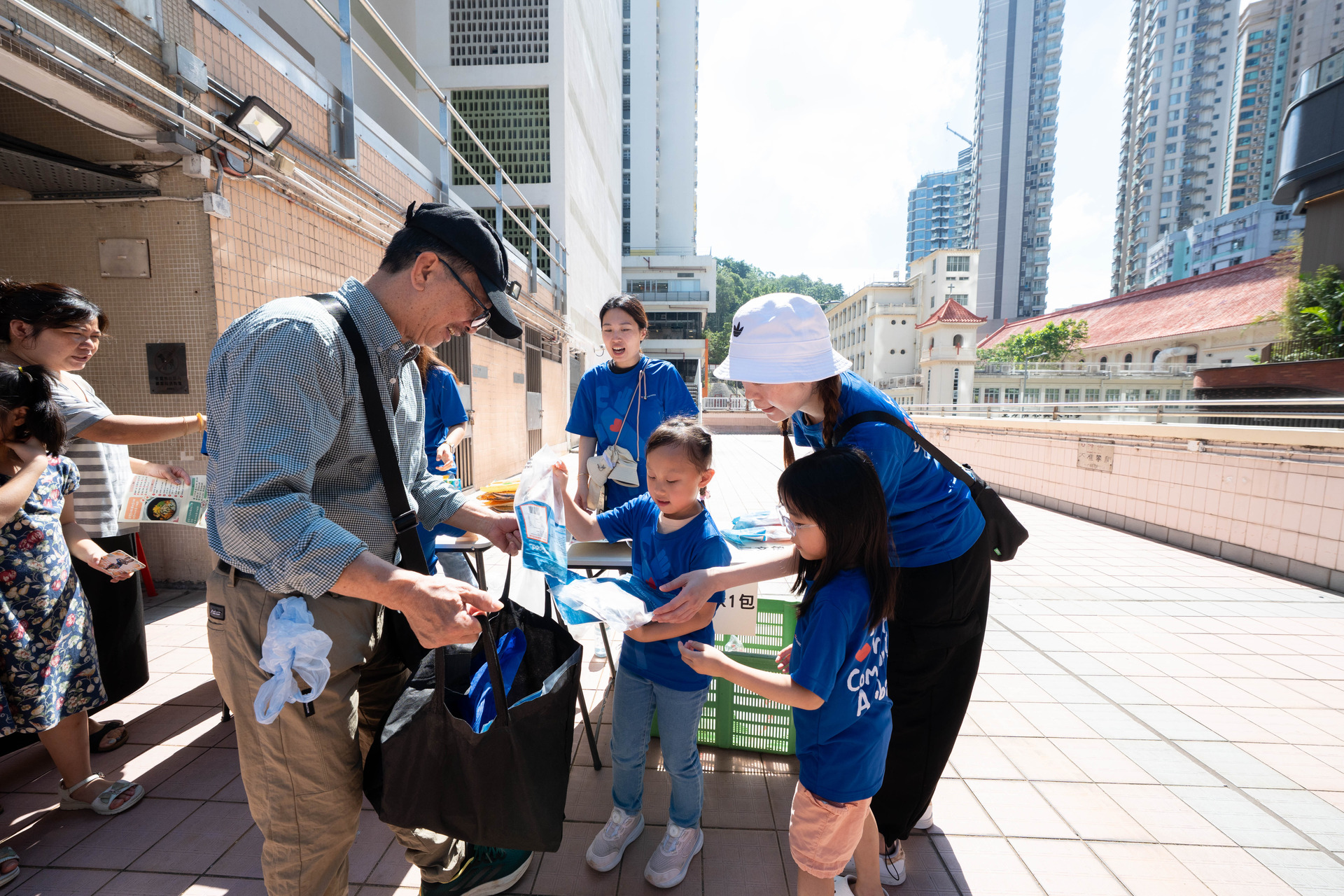 People Service Centre – Food Friend Action